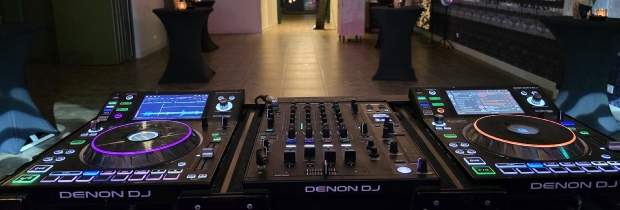 De juiste DJ vinden, Two Discjockeys