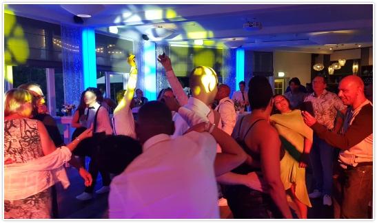 DJ Huren, Auberge Du Bonheur in Tilburg, Two Discjockeys Drive-in Shows