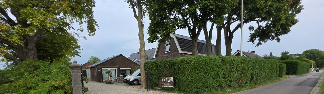 DJ, De Woeste Hoeve in Beekbergen Two Discjockeys Drive-in Shows