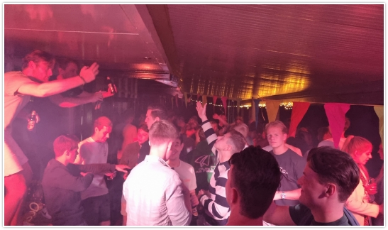 DJ Huren in Elst, Two Discjockeys Drive in Shows